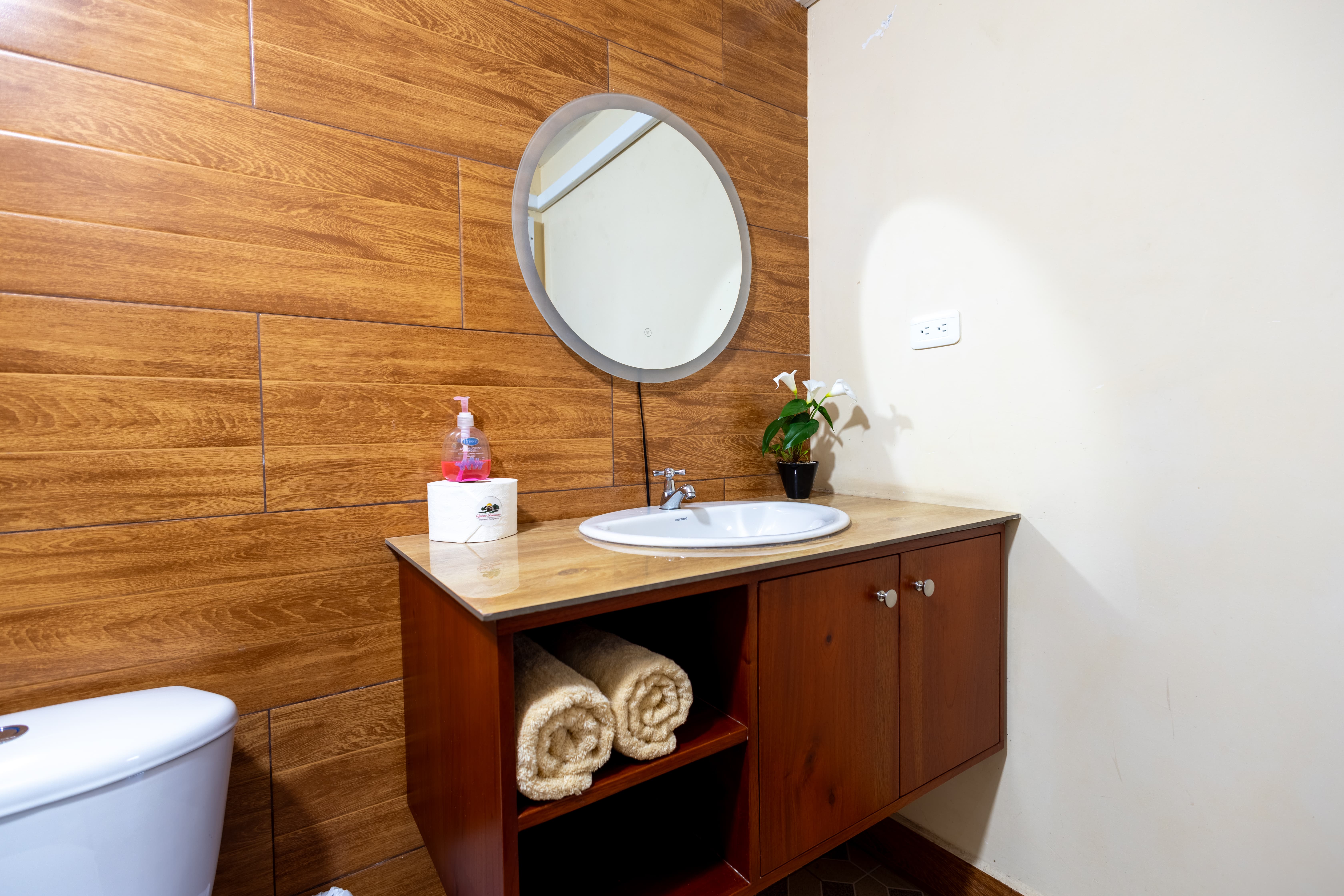 Habitación Matrimonial Deluxe · foto 4 · Quinta Primavera Hostería Campestre en Lago Agrio